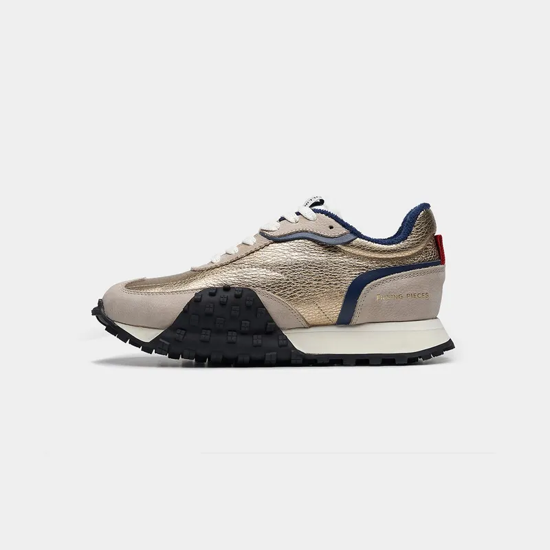 Filling Pieces Crease Runner Gold