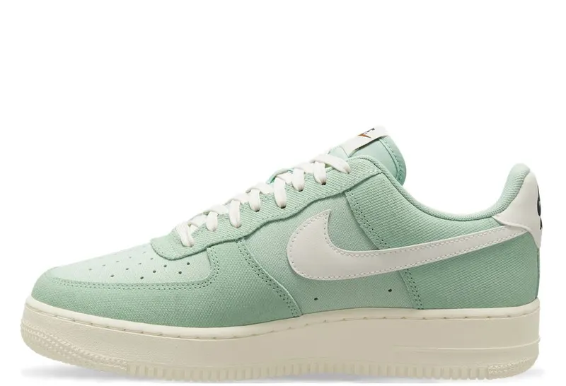 Nike Air Force 1 Low Enamel Green (DO9801-300)
