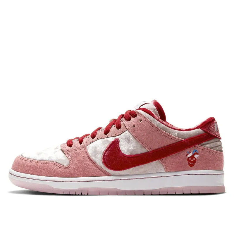 Nike SB x StrangeLove Dunk Low Skateboards (Regular Box) (CT2552-800)