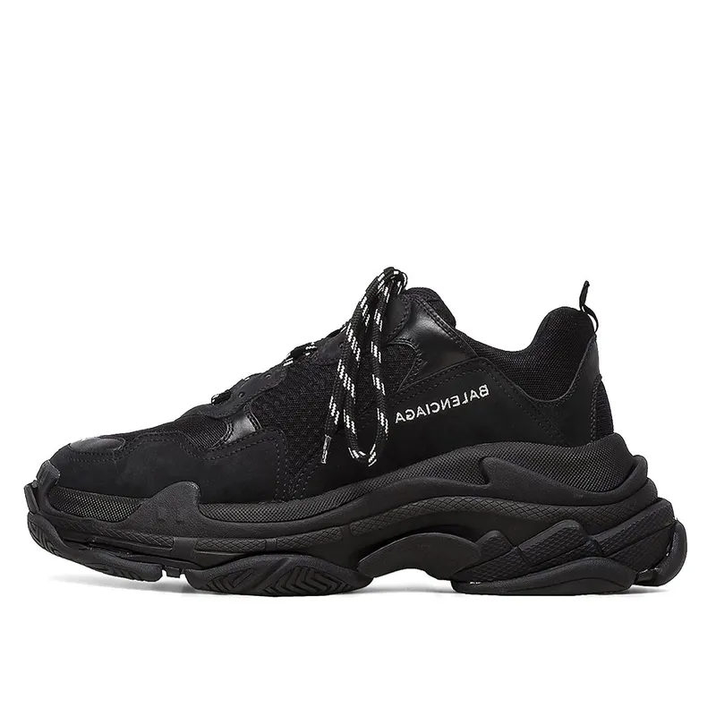 Triple S Black (534217-W09O1-1000)