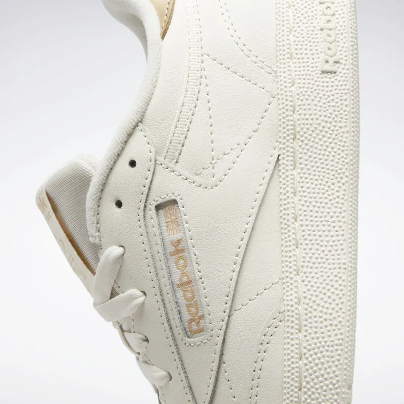 Reebok Club C 85 Schoenen Chalk / Sahara / Gold Metallic