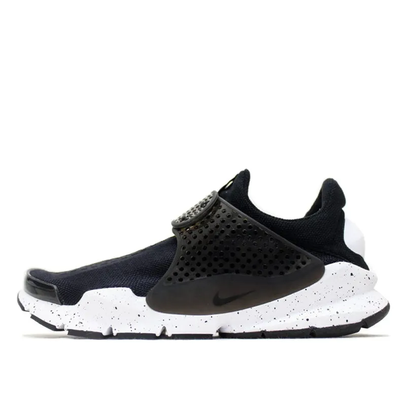 Nike Sock Dart Black White (833124-001)