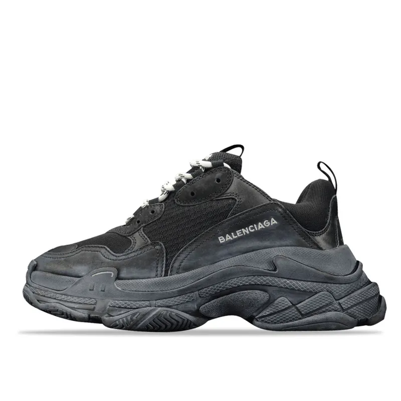 Triple S Black Pre-Distressed (2018 Re-Issue) (520160-W0901-1000)