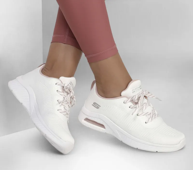Skechers BOBS Squad Air – Sweet Encounter – Gebroken Wit (117379-OFWT)