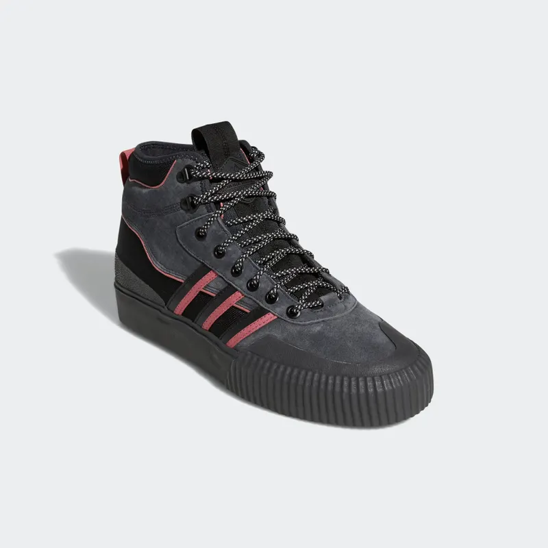 adidas Akando ATR Core Black / Wonder Red / Carbon (GX2066)