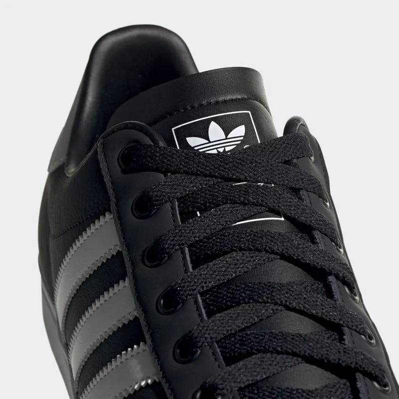adidas Coast Star Core Black / Cloud White / Core Black (EE8901)