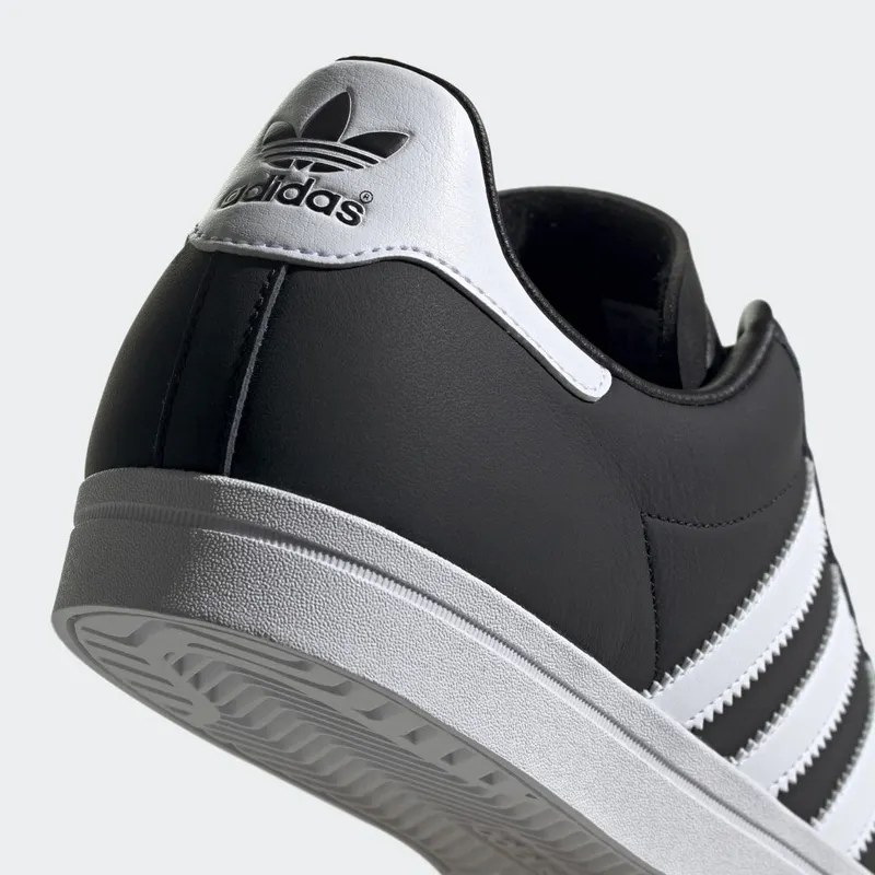 adidas Coast Star Core Black / Cloud White / Core Black (EE8901)
