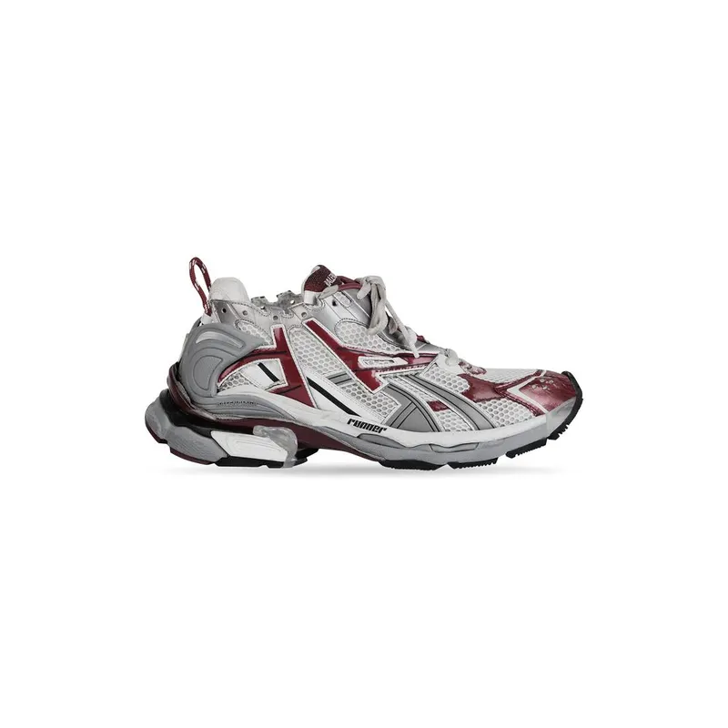 Balenciaga Runner Trainers Burgundy (677403W3RB39069)