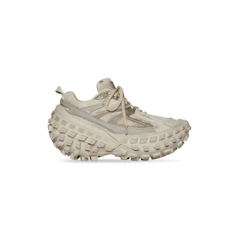 Balenciaga Defender Trainers Beige (685611W2RA69700)
