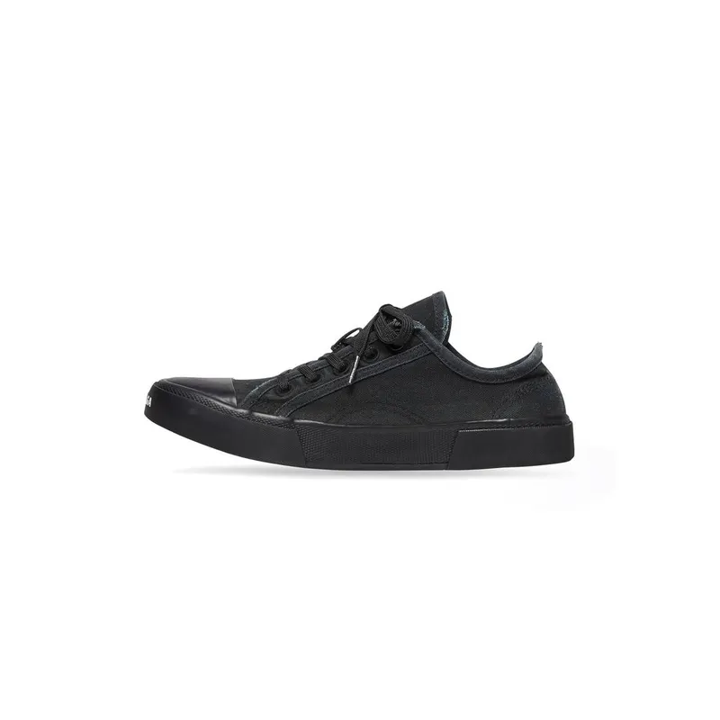 Balenciaga Paris Low Top Trainers Black (688754W3RP21010)