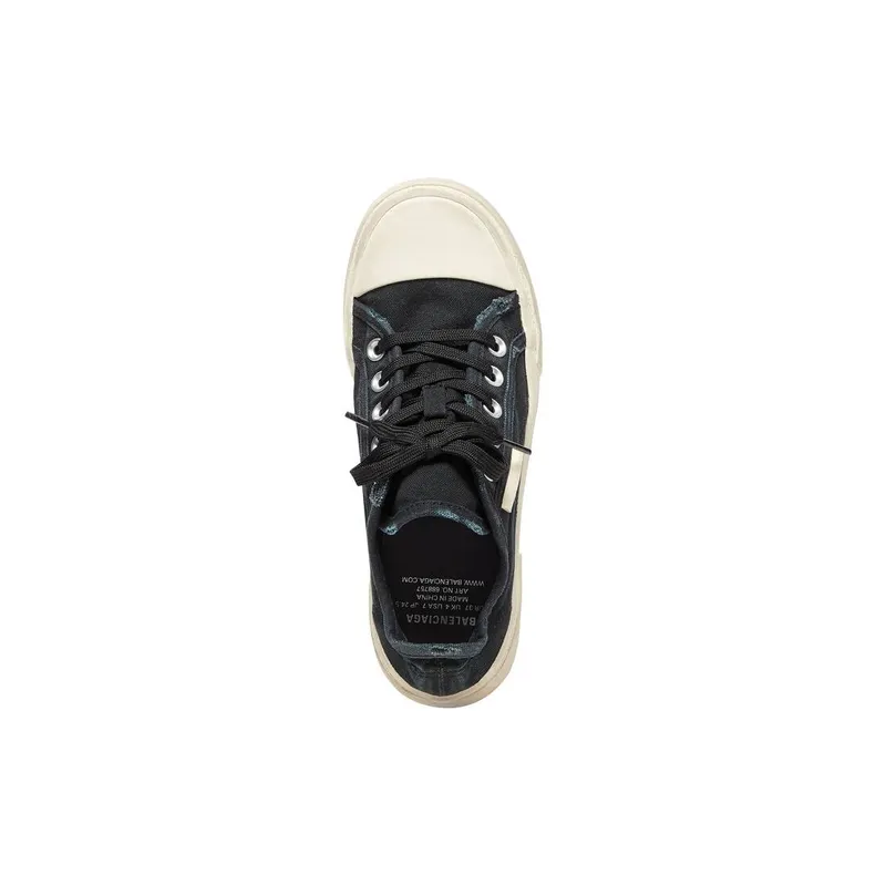 Balenciaga Paris Low Top Trainers Black (688757W3RC21090)