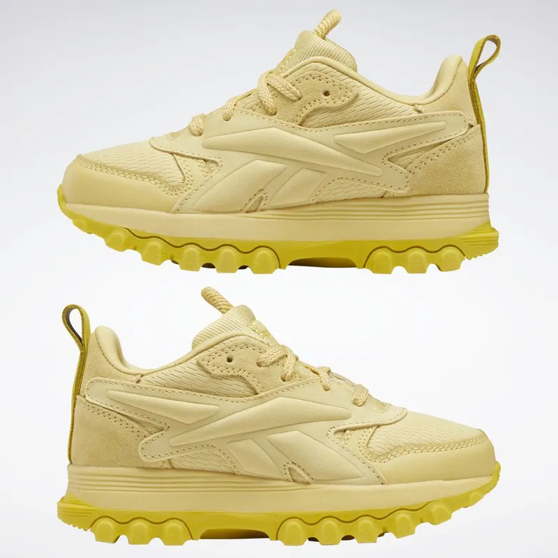 Reebok Cardi B Classic Leather V2 Schoenen Weathered Yellow / Weathered Yellow / Utility Yellow