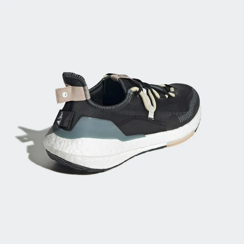 adidas Ultraboost 21 x Parley Carbon / Orbit Grey / Sandy Beige (GX1244)