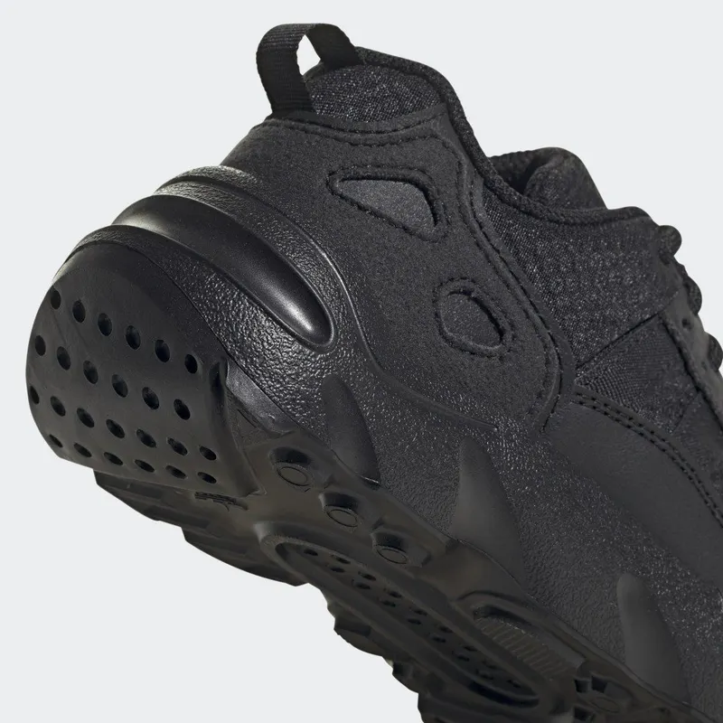 adidas ZX 22 Core Black / Core Black / Cloud White (GZ1557)
