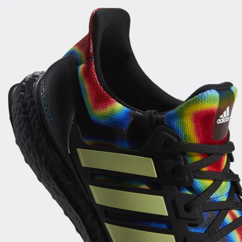 adidas Ultraboost BM Core Black / Yellow Tint / Eqt Green (GZ2922)