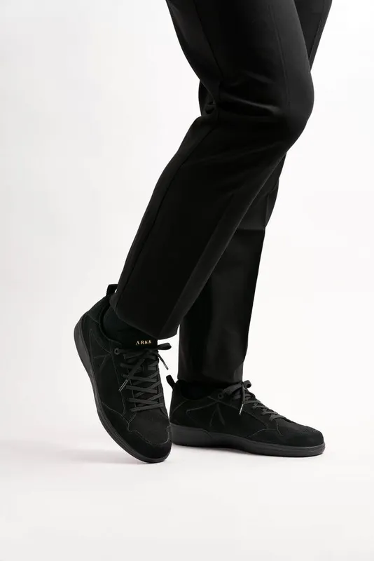Arkk Visuklass Suede S-C18 Triple Black (CR5920-0099-W)