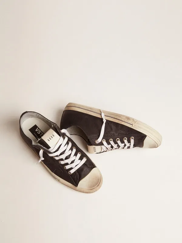 Golden Goose V-Star (GMF00129.F000334.90100)