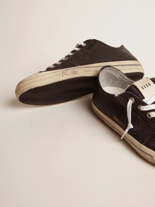 Golden Goose V-Star (GMF00129.F000334.90100)