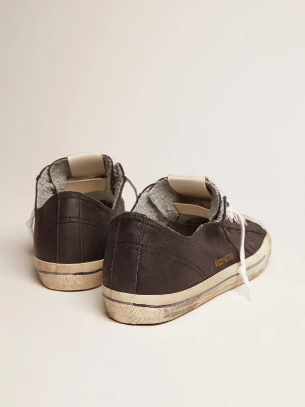 Golden Goose V-Star (GMF00129.F000334.90100)