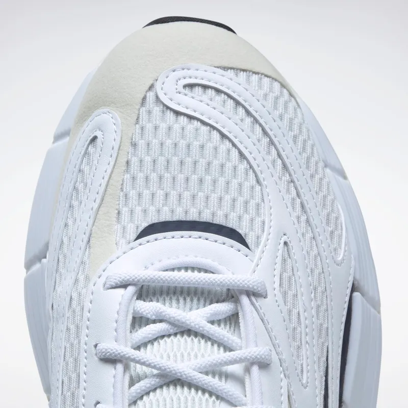 Reebok Zig Kinetica 2.5 Pure Grey 1 / Vector Navy / Cloud White (GX9426)