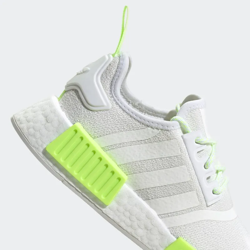 adidas NMD_R1 Crystal White / Cloud White / Signal Green (GX5686)