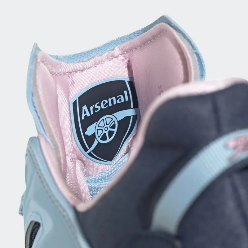 adidas OZWEEGO Celox Arsenal Collegiate Navy / Clear Blue / Frost Pink (HP7808)
