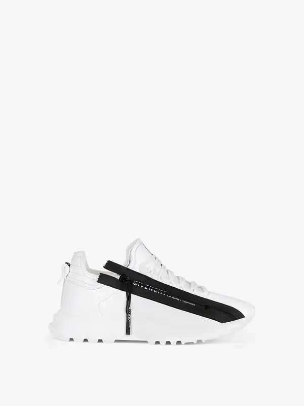 Givenchy Spectre low runners sneakers in perforated leather with zip (BE0019E0SV-116)