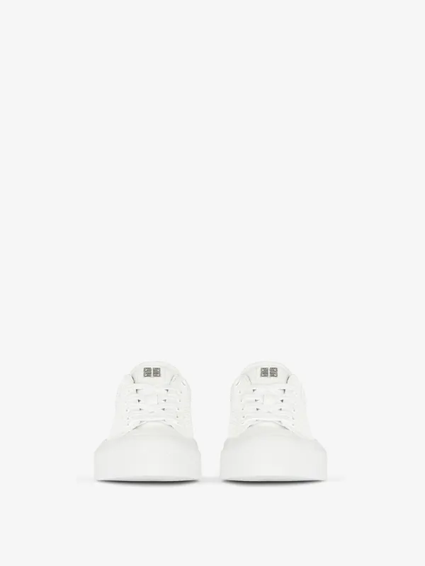 Givenchy Sneakers in 4G perforated leather (BE0027E19X-100)
