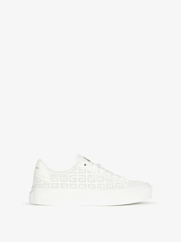 Givenchy Sneakers in 4G perforated leather (BE0027E19X-100)