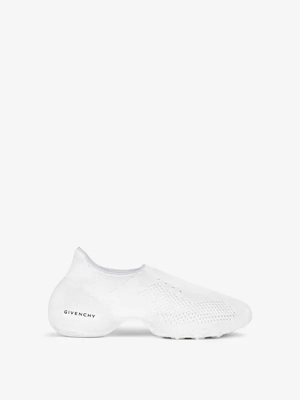 Givenchy TK-360 sneakers in knit (BE002VE1HC-100)