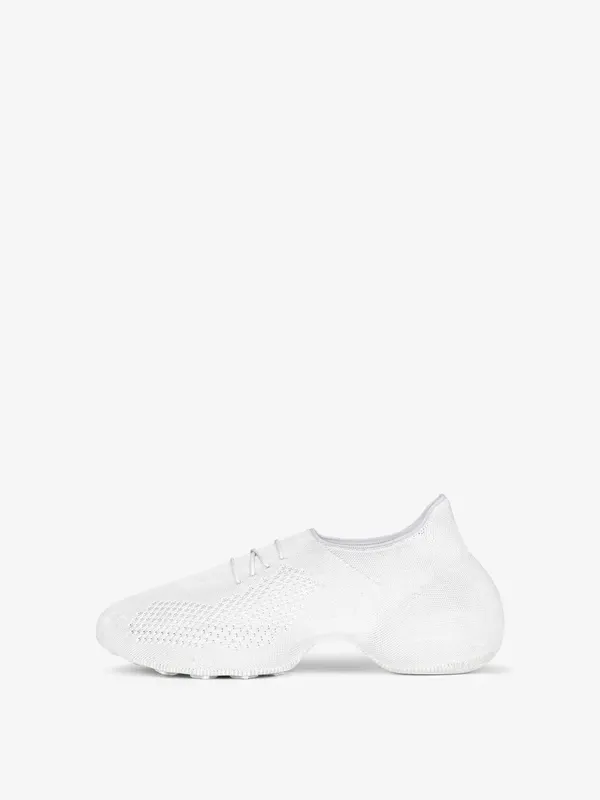 Givenchy TK-360 sneakers in knit (BE002VE1HC-100)