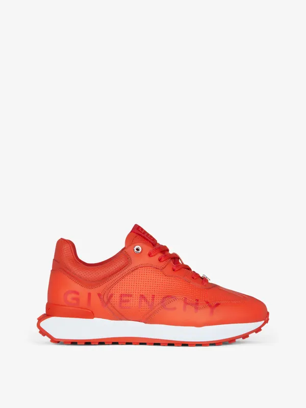 Givenchy GIV Runner sneakers in perforated leather (BH005CH196-801)