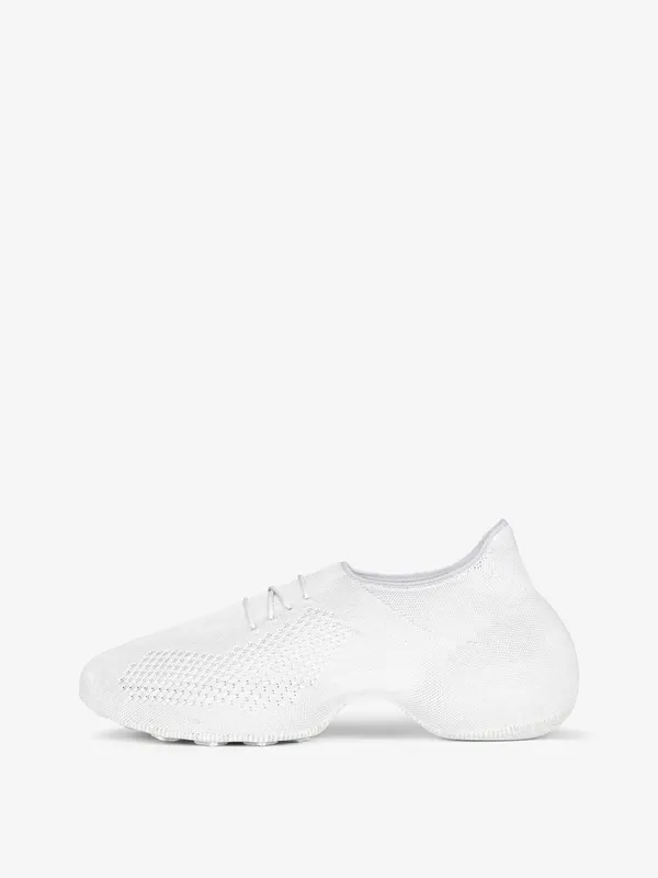 Givenchy TK-360 sneakers in knit (BH006KH1AV-100)