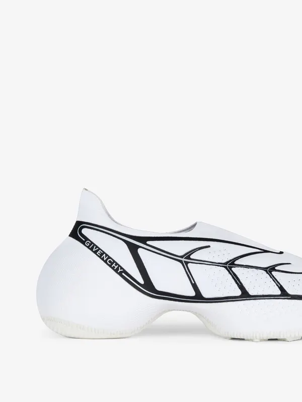 Givenchy TK-360+ sneakers in mesh (BH0076H1C6-116)