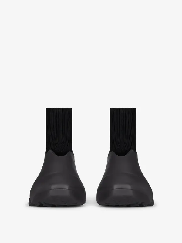 Givenchy Monumental Mallow hybrid shoes in rubber and mesh (BHZ012H10L-001)