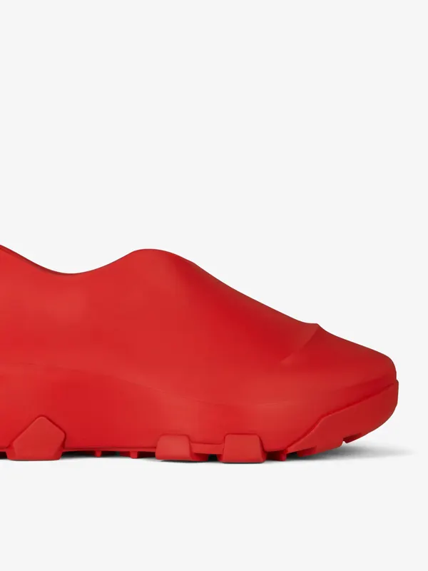 Givenchy Monumental Mallow low shoes in rubber (BHZ013H188-600)