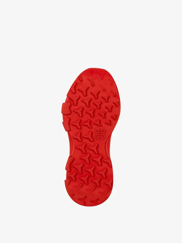 Givenchy Monumental Mallow low shoes in rubber (BHZ013H188-600)
