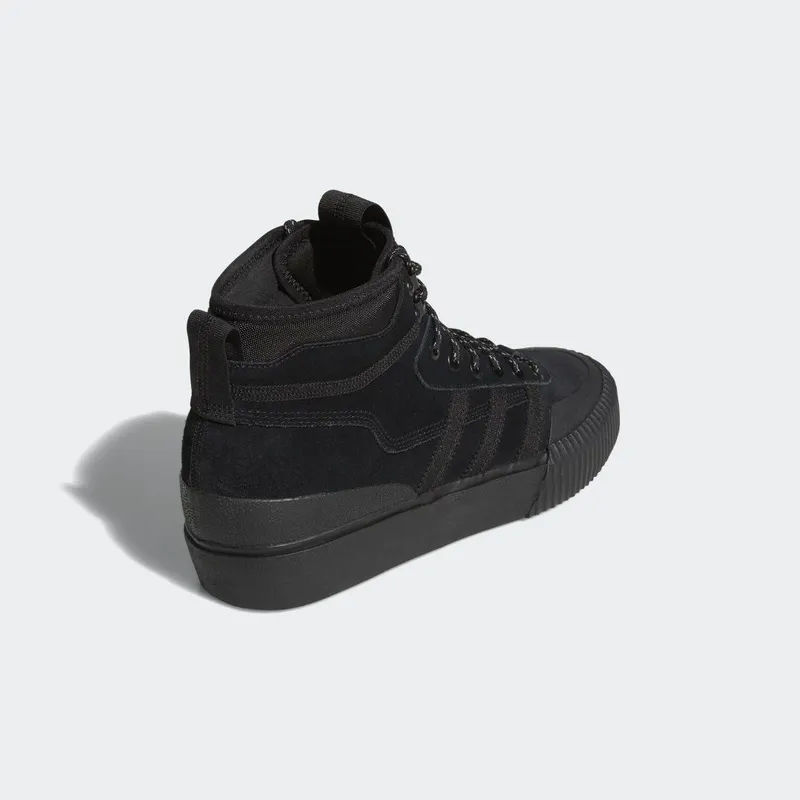 adidas Akando ATR Core Black / Dgh Solid Grey / Core Black (FV5130)