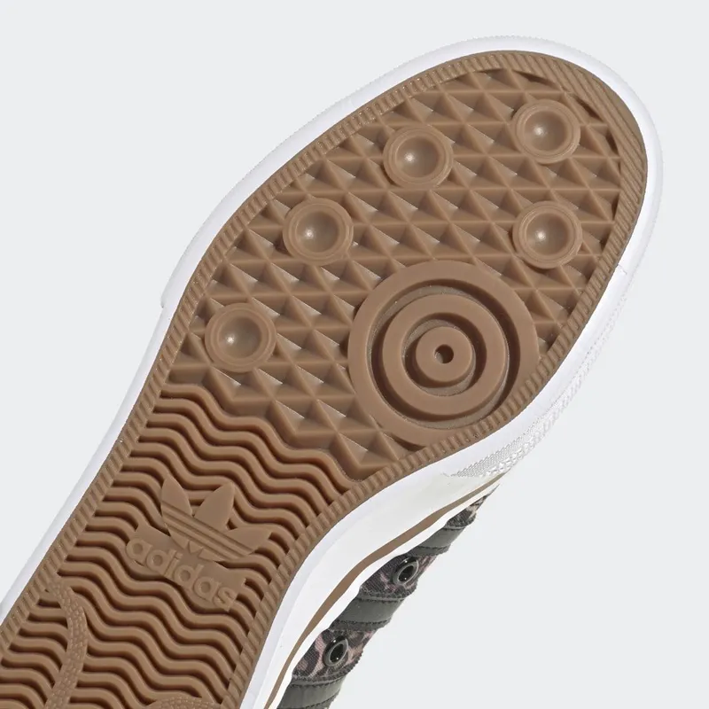 adidas Nizza Platform Core Black / Cloud White / Wild Brown (GY9526)