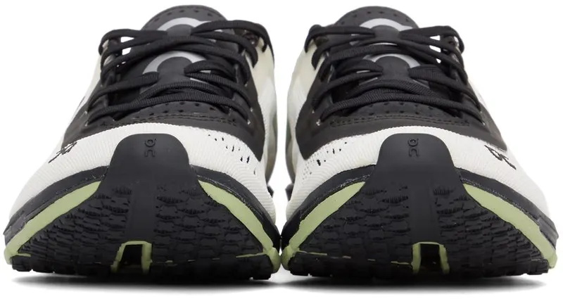 On White & Green Cloudflash Sneakers (36.99642)
