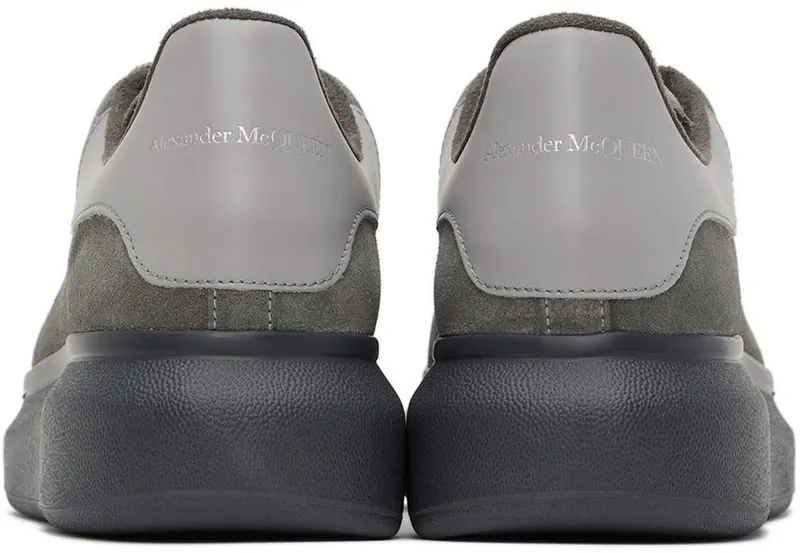 Alexander McQueen Gray Oversized Sneakers (688520WIA51)