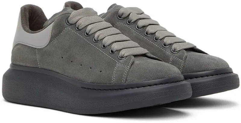 Alexander McQueen Gray Oversized Sneakers (688520WIA51)