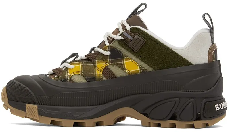 Burberry Brown Arthur Low-Top Sneakers (8050932)