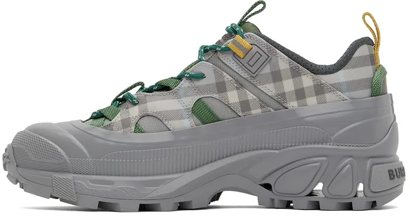 Burberry Grey Arthur Low-Top Sneakers (8050940)