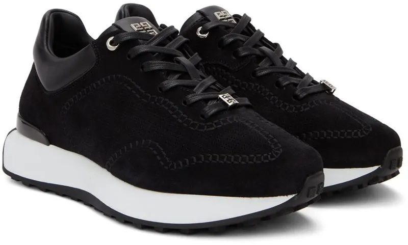 Givenchy Black GIV Runner Sneakers (BH005MH13E)