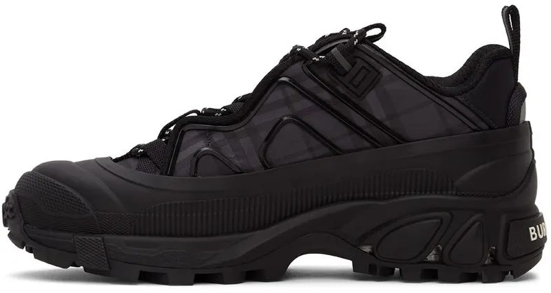 Burberry Black Check Technical Arthur Sneakers (8042584)