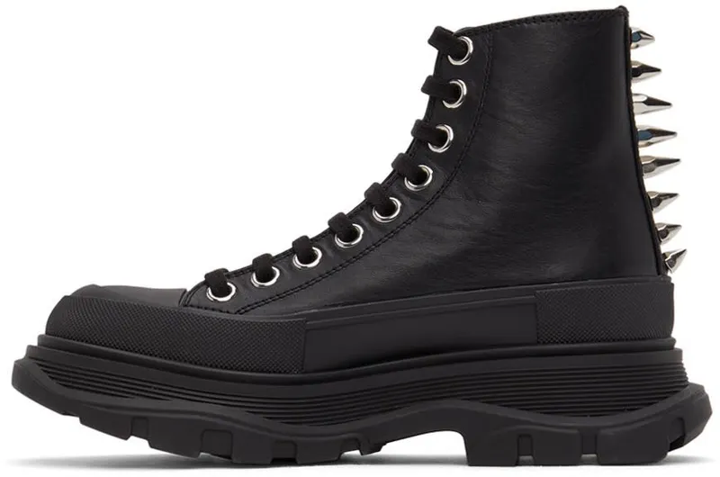 Alexander McQueen Black Leather Stud Tread Slick Sneakers (685701WHZ69)