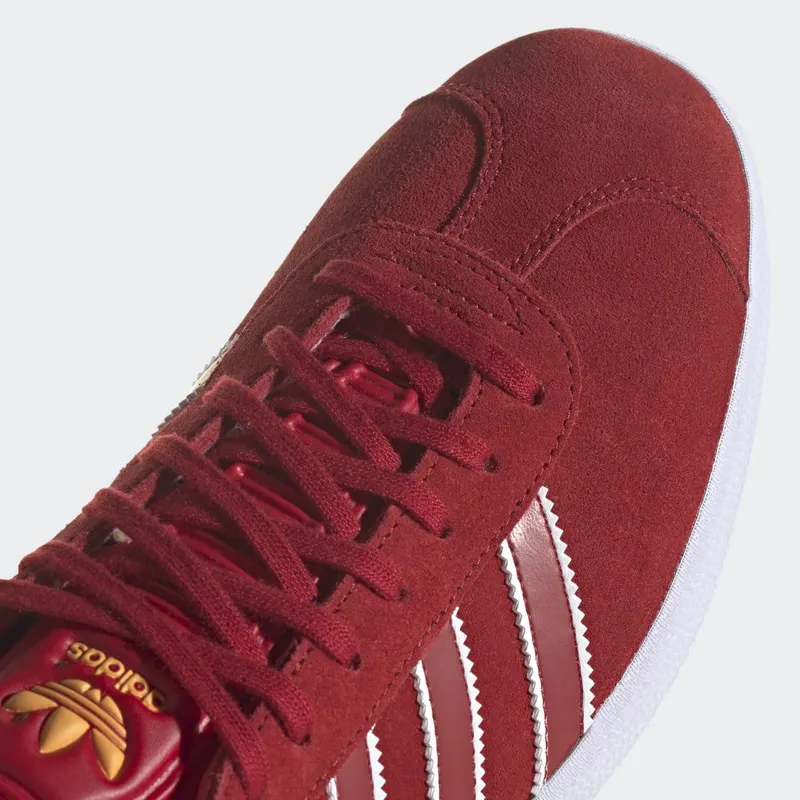 adidas Gazelle Cloud White / Team Power Red / Team Colleg Gold (GX9880)