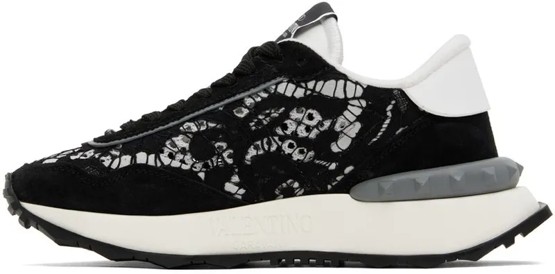 Valentino Garavani Black Lacerunner Low-Top Sneakers (1W2S0DY9ZUX)