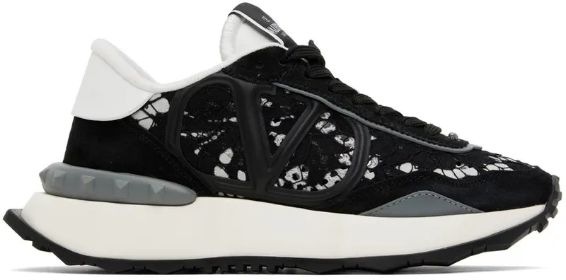 Valentino Garavani Black Lacerunner Low-Top Sneakers (1W2S0DY9ZUX)